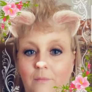 Meet your Posher, Renay john